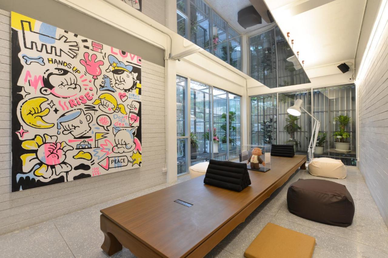 Tiang Capsule Bangkok Exterior foto