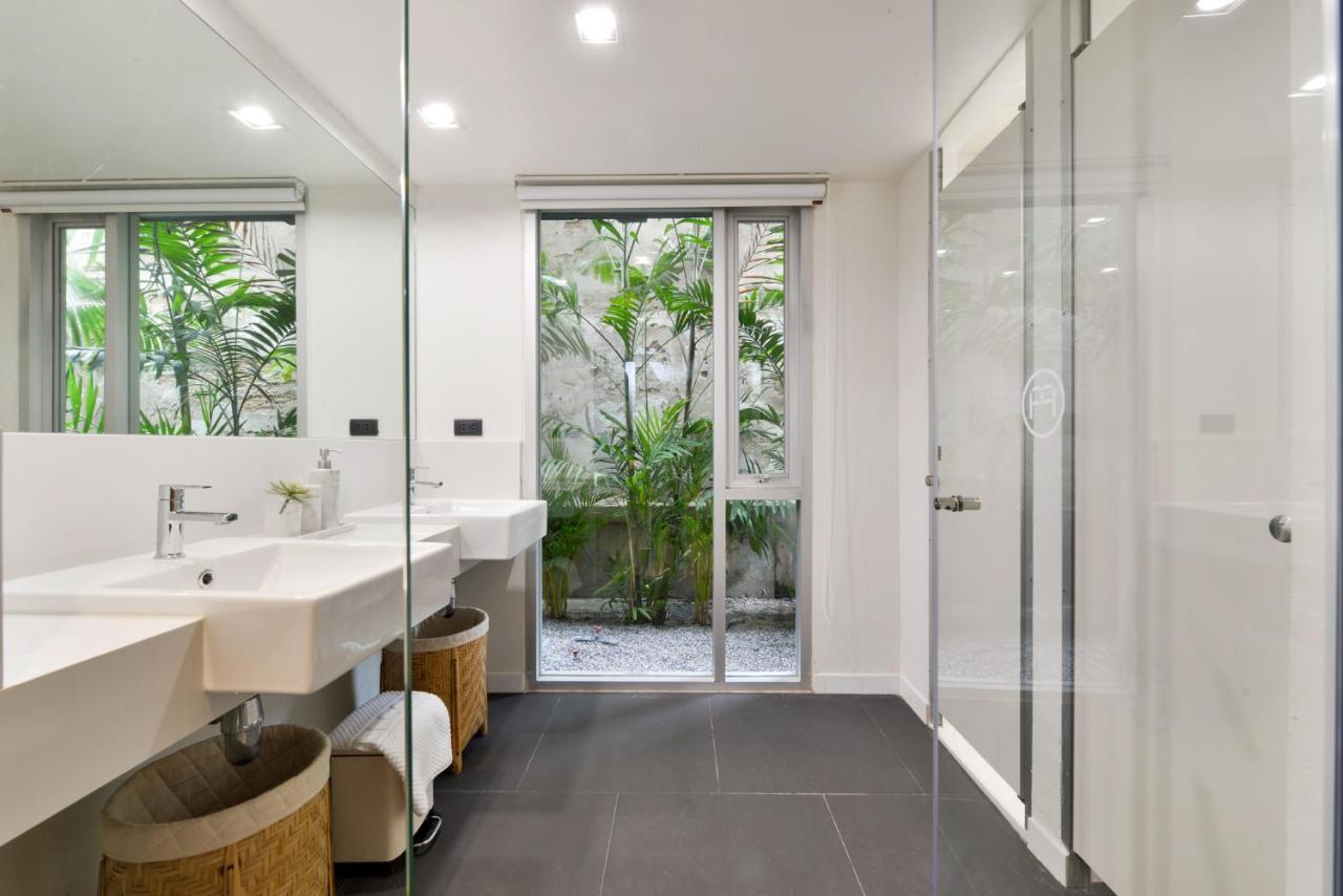 Tiang Capsule Bangkok Exterior foto